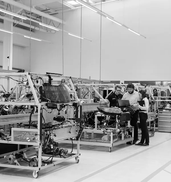 Venari Partners specialists on an industrial client site